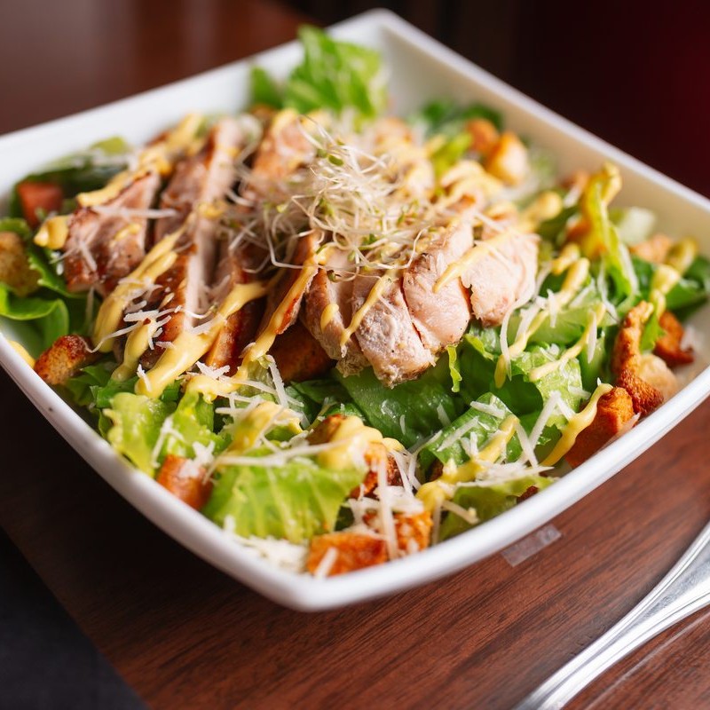 Ensalada César con Pollo