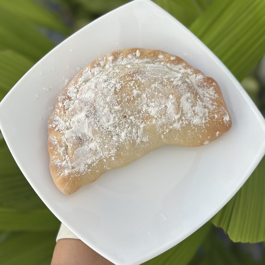 Empanada Caprese